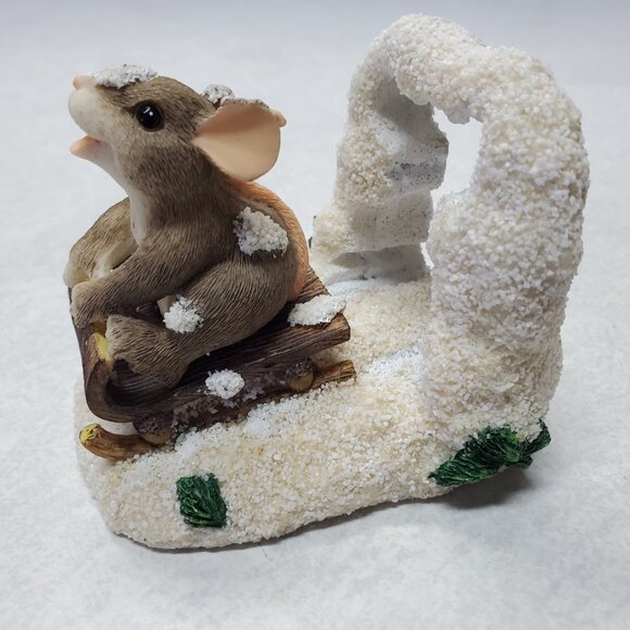 Charming Tails Figurine Collectible Dashing Through The Snow Sledding Mouse - Picture 5 of 11